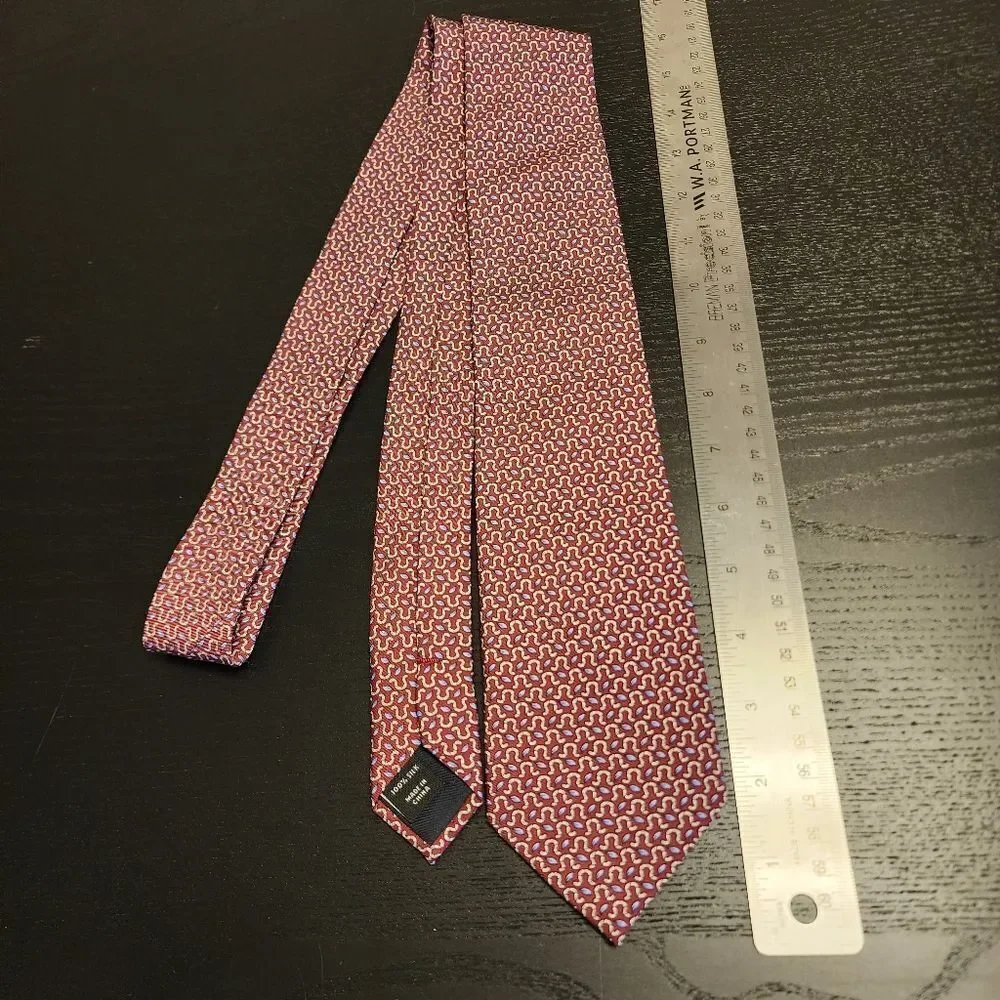 Jos. A. BANK Executive Collection 100% Silk Tie